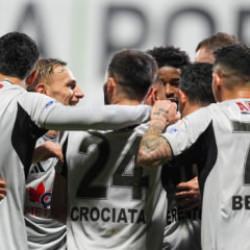 1. Lig'in yeni lideri belli oldu! Deplasmanda geri d&ouml;nd&uuml;ler