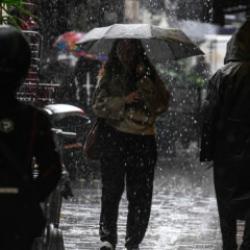 Yeni haftada harita sarıya d&ouml;n&uuml;yor! Meteoroloji 9 il i&ccedil;in uyarı yaptı: Kuvvetli yağacak