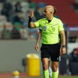 Fenerbah&ccedil;e-Aston Villa ma&ccedil;ının hakemi belli oldu