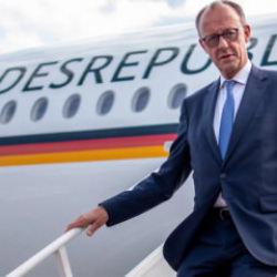 Alman Başbakan Merz'in u&ccedil;ağına zarar vermek isteyen aktivistler yakalandı