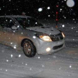 Antalya-Konya karayolunda yoğun kar yağışı