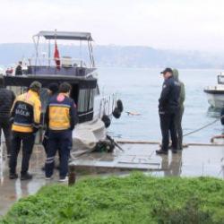 Bebek'te denizde ceset bulundu