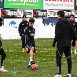 Beşiktaş'ta Ey&uuml;pspor ma&ccedil;ı hazırlıkları başladı