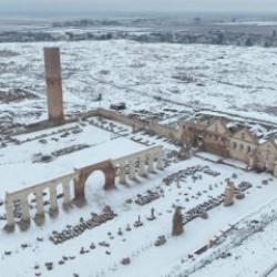 Beyazla tarihin buluşması eşsiz manzara oluşturdu