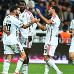 Bomba iddia! Beşiktaş'ın kaptanı İngiliz deviyle g&ouml;r&uuml;şt&uuml;