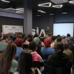 Bu ders SİA&rsquo;dayız programı &uuml;niversiteleri sosyal inovasyonla buluşturuyor