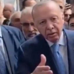 Cumhurbaşkanı Erdoğan, Meclis'te Murat Yetkin'i g&ouml;r&uuml;nce şaşkınlık yaşadı