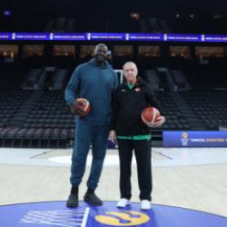 Cumhurbaşkanı Erdoğan, NBA efsanesi Shaquille O&rsquo;Neal ile parkede ter d&ouml;kt&uuml;