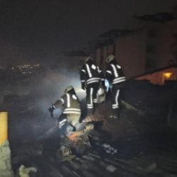 Ey&uuml;psultan'da yangın: 1 &ouml;l&uuml;, 1 yaralı