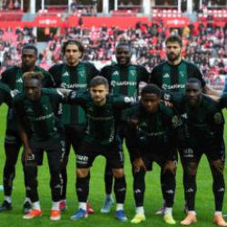 Fenerbah&ccedil;e ma&ccedil;ı &ouml;ncesi yıldız futbolcu cezalı duruma d&uuml;şt&uuml;!