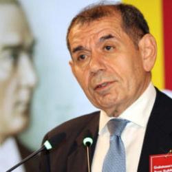 Galatasaray Başkanı &Ouml;zbek Haziran - Kasım d&ouml;nemi i&ccedil;in k&acirc;r a&ccedil;ıkladı