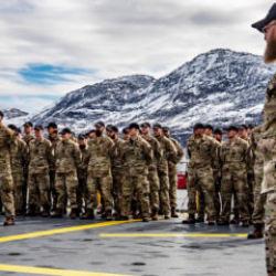 Gr&ouml;nland'da fay hatları kırılıyor