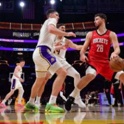 Houston Rockets Alperen Şeng&uuml;n'le galibiyete uzandı