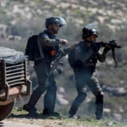 İsrail askerleri yaşlı bir Filistinliyi katledip cenazesini alıkoydu