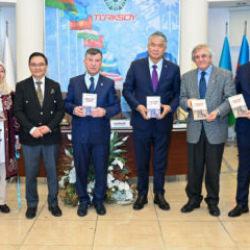 'D&uuml;nyanın &ccedil;atısındaki T&uuml;rkler' Pamir Kırgızları T&Uuml;RKSOY'da tanıtıldı