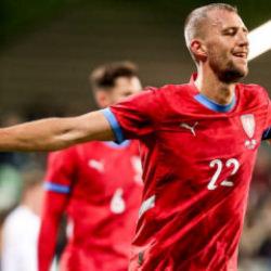 Premier Lig'de 213 ma&ccedil;ı var: Adım adım Galatasaray'a doğru