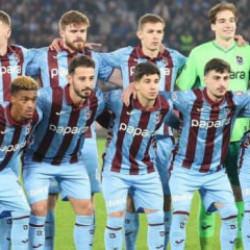 S&uuml;per Lig'de haftanın a&ccedil;ılış ma&ccedil;ı! Trabzonspor-Kasımpaşa! Muhtemel 11'ler