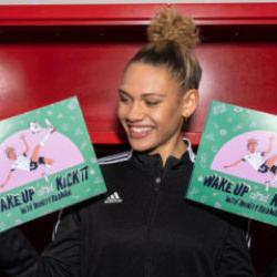 Tek bir imzayla 'd&uuml;nyanın en &ccedil;ok maaş alan kadın futbolcusu' oldu