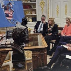 Trump'tan "yeni ABD haritası" paylaşımı