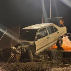 Yola &ccedil;ıkan domuz sonu oldu: Konya'da takla atan araba şarampole yuvarlandı