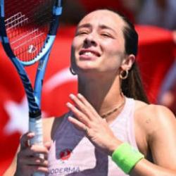 Tarih yazan Zeynep S&ouml;nmez'den buruk veda! Canın sağ olsun