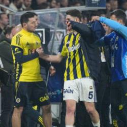 38. dakikada oyundan &ccedil;ıkmıştı: İsmail Y&uuml;ksek'in durumu belli oldu