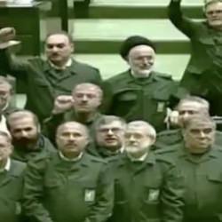 İranlı vekiller askeri &uuml;niforma giydi: Amerika'ya &Ouml;l&uuml;m