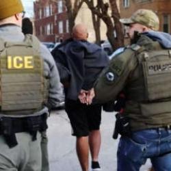 Amerika&rsquo;da Sertleşen G&ouml;&ccedil;men Avının İki Y&uuml;z&uuml;