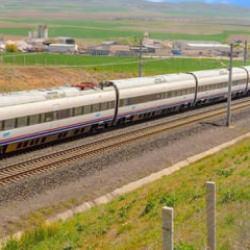 Bakan Uraloğlu duyurdu: Bir ilimiz daha hızlı trene kavuşuyor