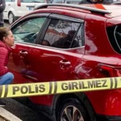 Ara&ccedil;ta &ouml;l&uuml; bulundu! Olay yerine gelen eşinin feryatları y&uuml;rekleri dağladı...