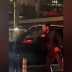 Başakşehir'de maganda kadın s&uuml;r&uuml;c&uuml;n&uuml;n aracının camını kırdı s&uuml;r&uuml;c&uuml;ye saldırdı