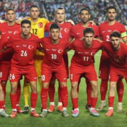 Beşiktaş T&uuml;rk milli yıldızın transferini bitirdi: Bu akşam İstanbul'da