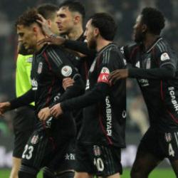 Beşiktaş'ın yeni yıldızı kariyerinde ilki yaşadı! Oyuna girdikten 6 dakika sonra atıldı