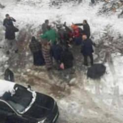 Kar k&uuml;tlesinin altında kalan kadın hayatını kaybetti