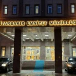 Diyarbakır Emniyet M&uuml;d&uuml;rl&uuml;ğ&uuml;ne EYP&rsquo;li saldırıda sıcak gelişme!