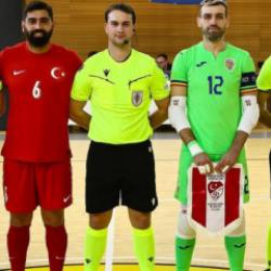 Futsalda T&uuml;rkiye, San Marino'ya 5-4 mağlup oldu