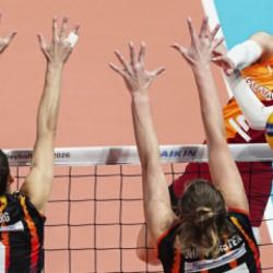 Galatasara, Alman takımını 3-1'le ge&ccedil;ti