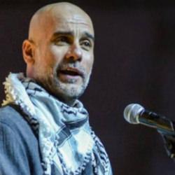 Gurdiola &ouml;nce 'Selam&uuml;naleyk&uuml;m' dedi! Sonra Gazze i&ccedil;in ses oldu: Yalvaran &ccedil;ocukları...