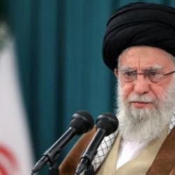 Hamaney'in danışmanı: İran&rsquo;ın cevabı İsrail'in derinliklerini hedef almayı i&ccedil;erebilir