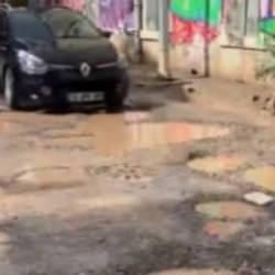 İzmir'de yolların hali 'yok artık' dedirtti: K&ouml;stebek yuvasına d&ouml;nd&uuml;!