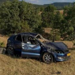 Kastamonu'da devrilen otomobilin s&uuml;r&uuml;c&uuml;s&uuml;nden acı haber