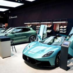 Maserati, Br&uuml;ksel&rsquo;de &ldquo;Trident Yılı&rdquo;nı g&ouml;rkemli bir t&ouml;renle başlattı!