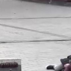 Mısır &Ccedil;arşısı'nda dehşet: Tartıştığı kişiyi silahla vurup başında bekledi