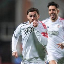 Orkun ilk gol&uuml;n&uuml; attı! Sergen Yal&ccedil;ın'a koştu