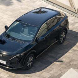 Otomobil devinden s&uuml;rpriz hamle!