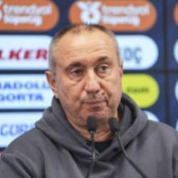 Stanimir Stoilov: B&ouml;yle g&uuml;&ccedil;l&uuml; bir takıma karşı bu puanı aldığımız i&ccedil;in mutluyuz