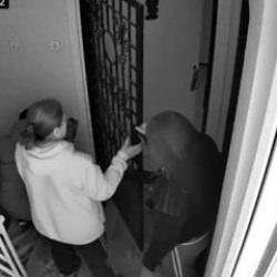 Adana'da boşanma krizi! Biri 'zorla girildi' dedi, diğeri 'aldatıldım' savunması yaptı 