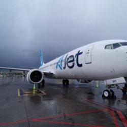 AJet filosunu g&uuml;&ccedil;lendiriyor: &Uuml;&ccedil; yeni Boeing 737-8 MAX İstanbul'a indi