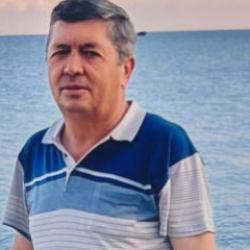 Emekli polis, anten d&uuml;zeltmeye &ccedil;ıktığı &ccedil;atıdan d&uuml;ş&uuml;p &ouml;ld&uuml;