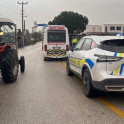 Minib&uuml;s&uuml;n &ccedil;arptığı yaya &ouml;ld&uuml;